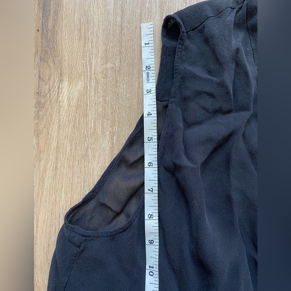 Monk & Lou 100% Silk V-Neck Band Collar Sheer Sleeveless Surplice Top - Picture 13 of 14